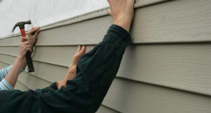How to Install Vinyl Siding in 21 Steps - Siding Authority